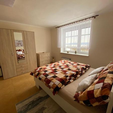 Rodinny Apartman 3+1 Horni Mesto Esterno foto